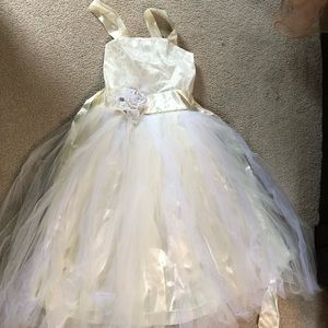 Little girls dresses